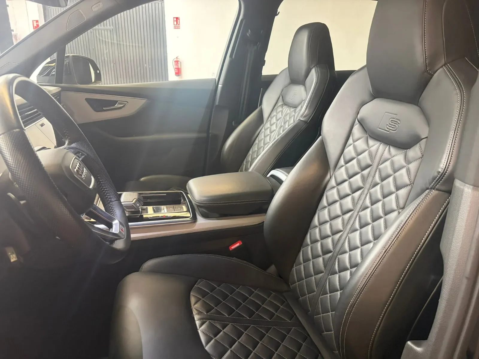 AUDI Q7 50 TDI quattro Launch Edition - imagen 7