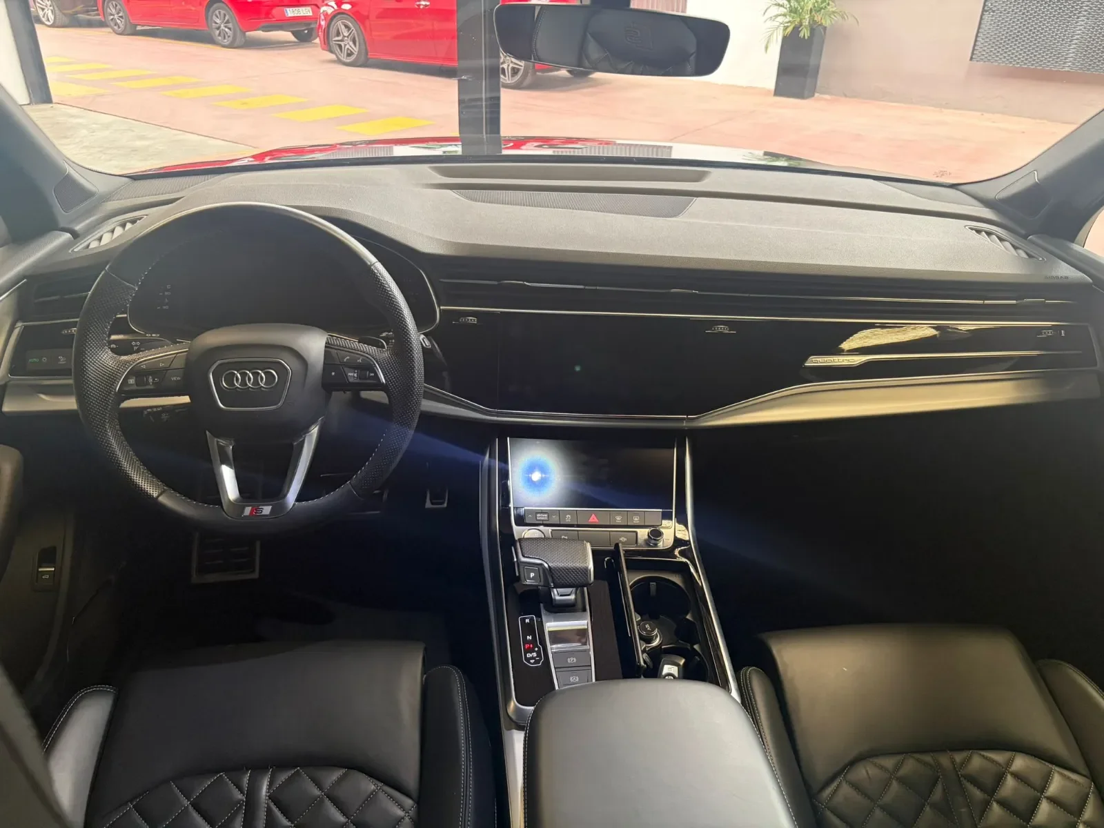 AUDI Q7 50 TDI quattro Launch Edition - imagen 9