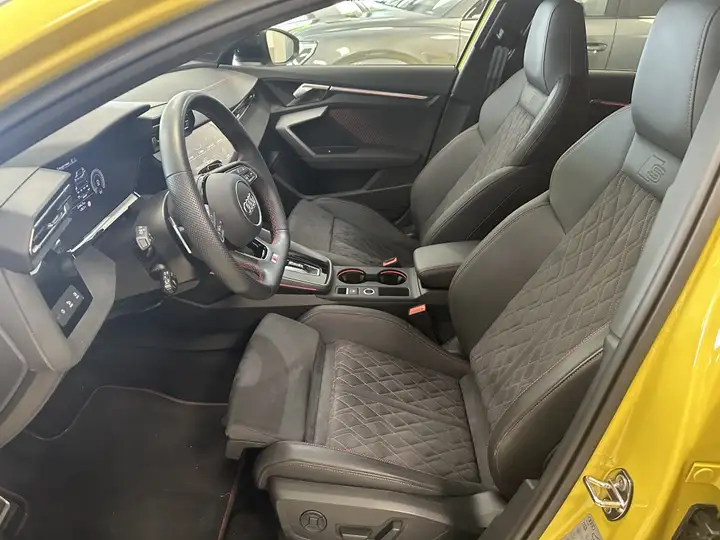 AUDI S3 2.0 TFSI 333 quattro 4p S tronic - imagen 4