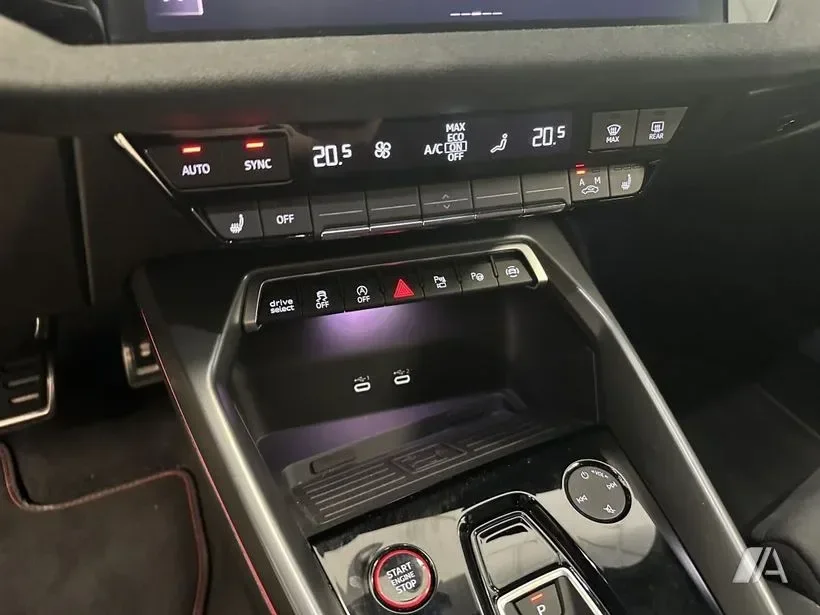 AUDI S3 2.0 TFSI 333 quattro 4p S tronic - imagen 7