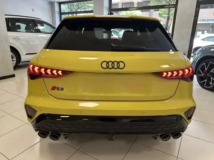 AUDI S3 2.0 TFSI 333 quattro 4p S tronic - imagen 11