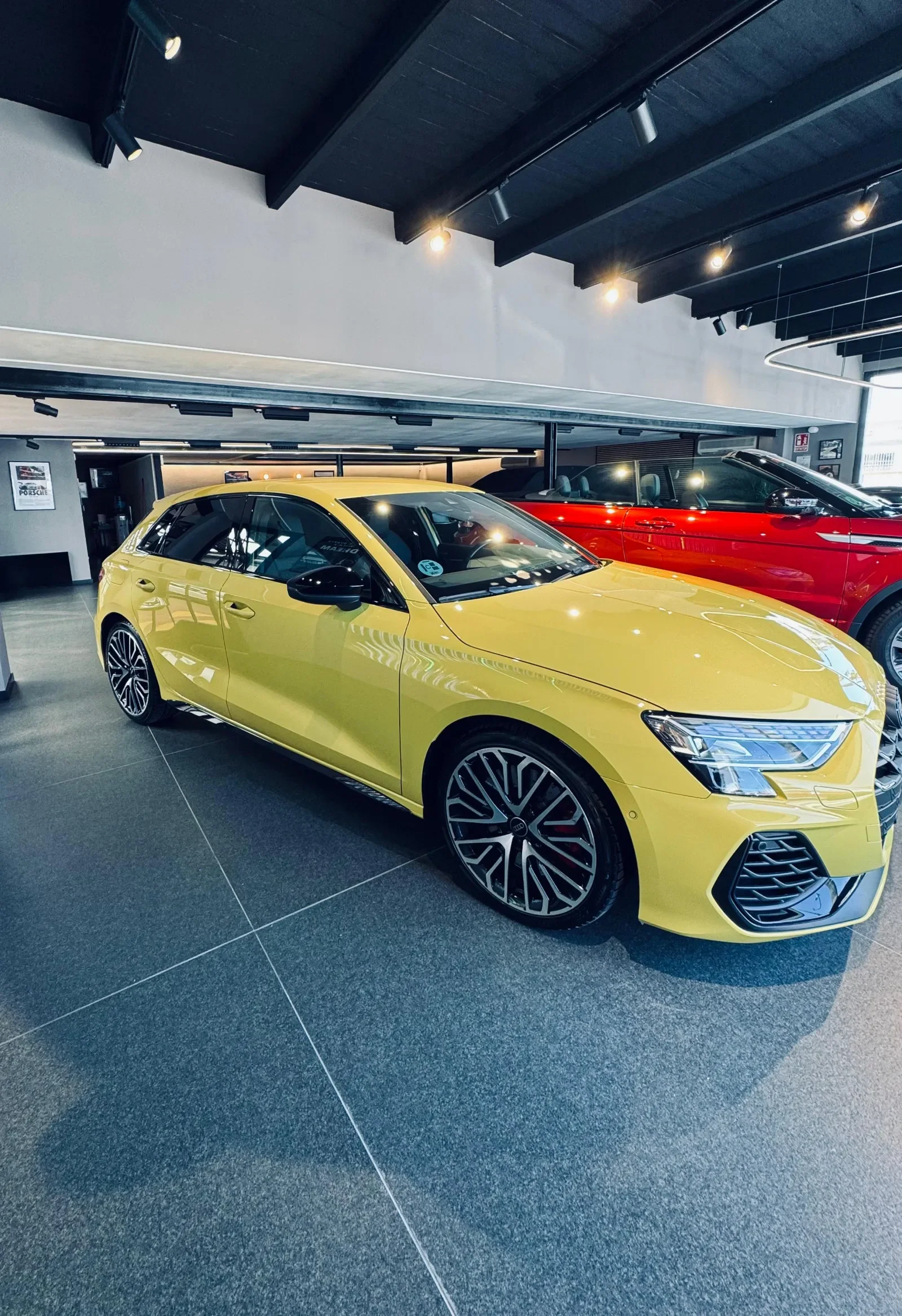 AUDI S3 2.0 TFSI 333 quattro 5p S tronic - imagen 2