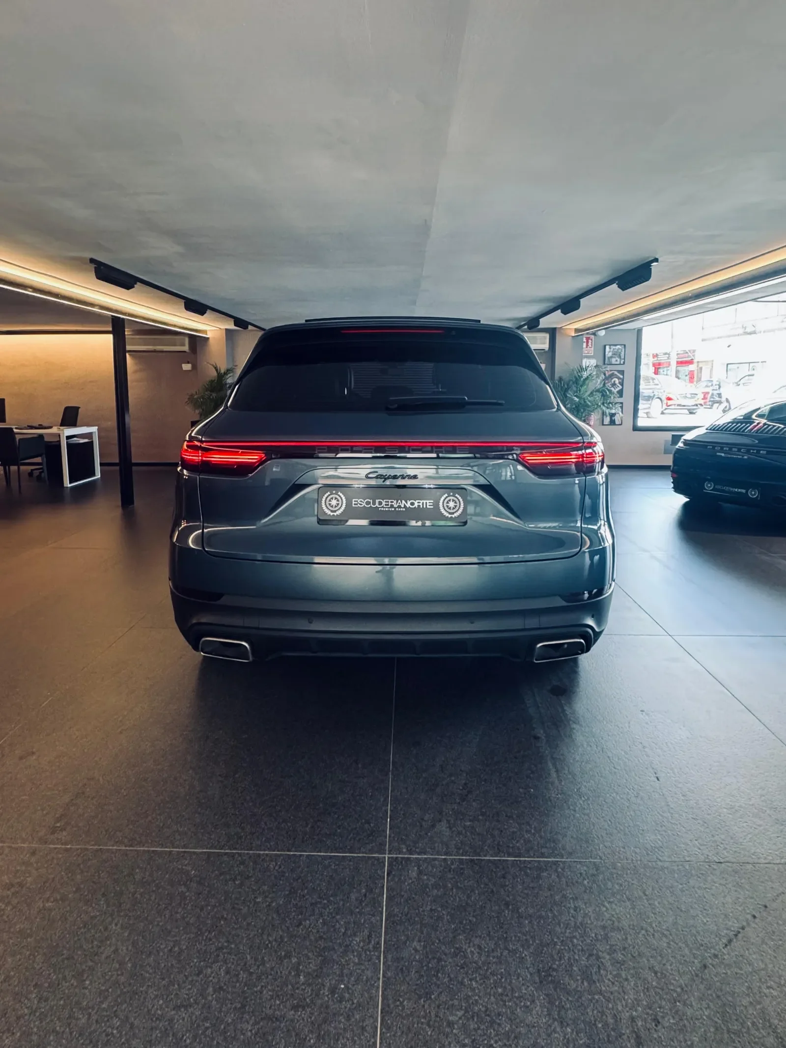 Porsche Cayenne - imagen 2