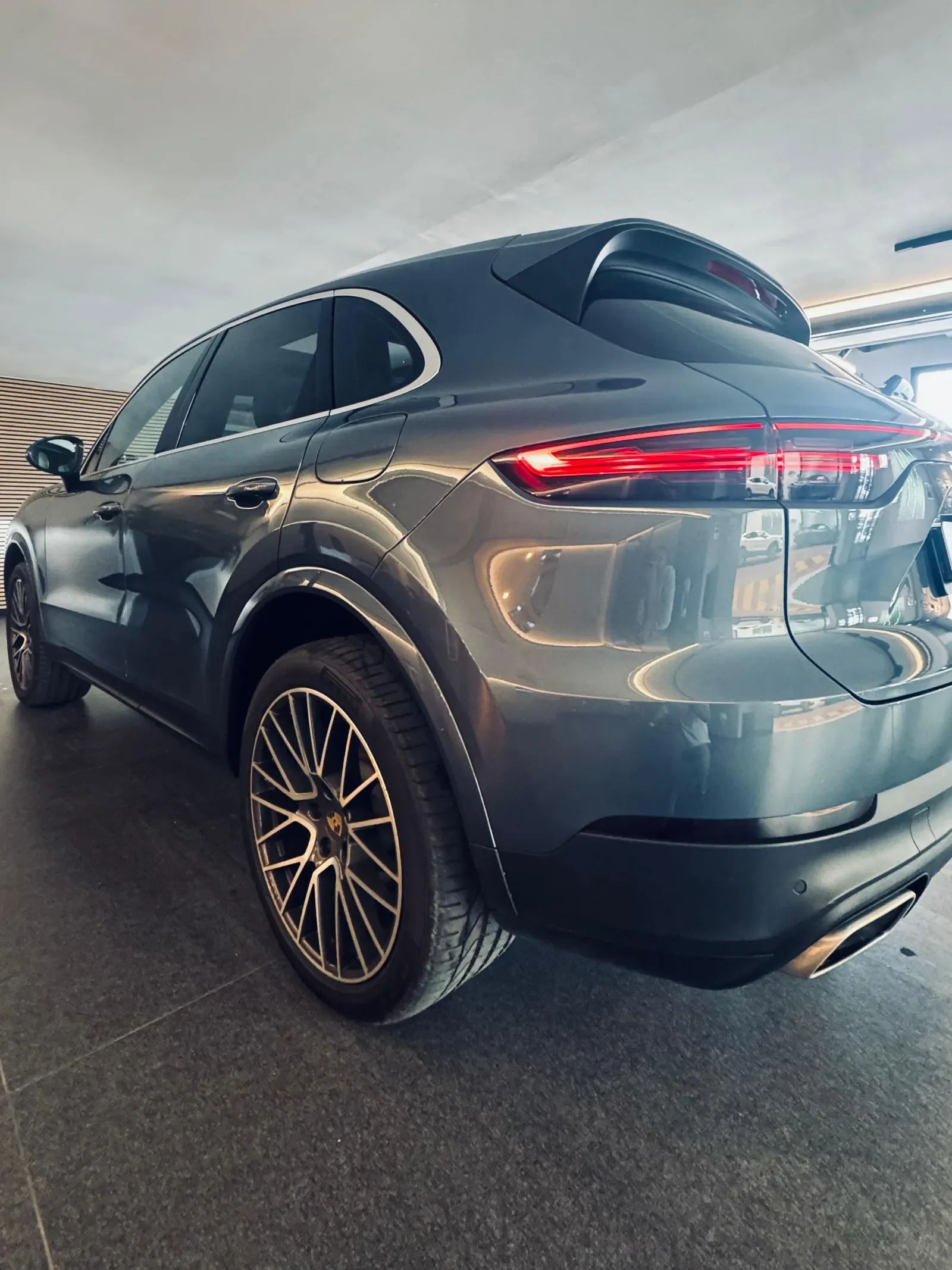 Porsche Cayenne - imagen 3